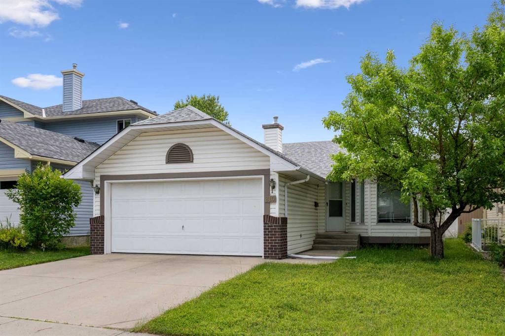 Picture of 810 Coventry Drive NE, Calgary Real Estate Listing