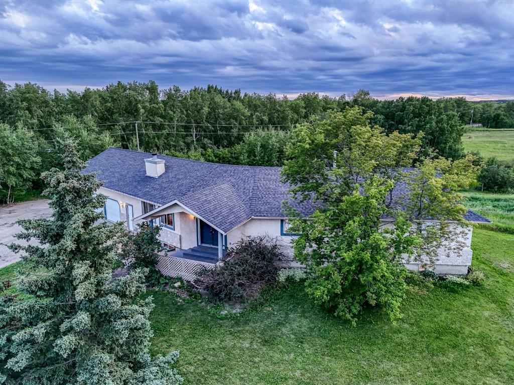 Picture of 262107 Poplar Hill Drive , Rural Rocky View County Real Estate Listing
