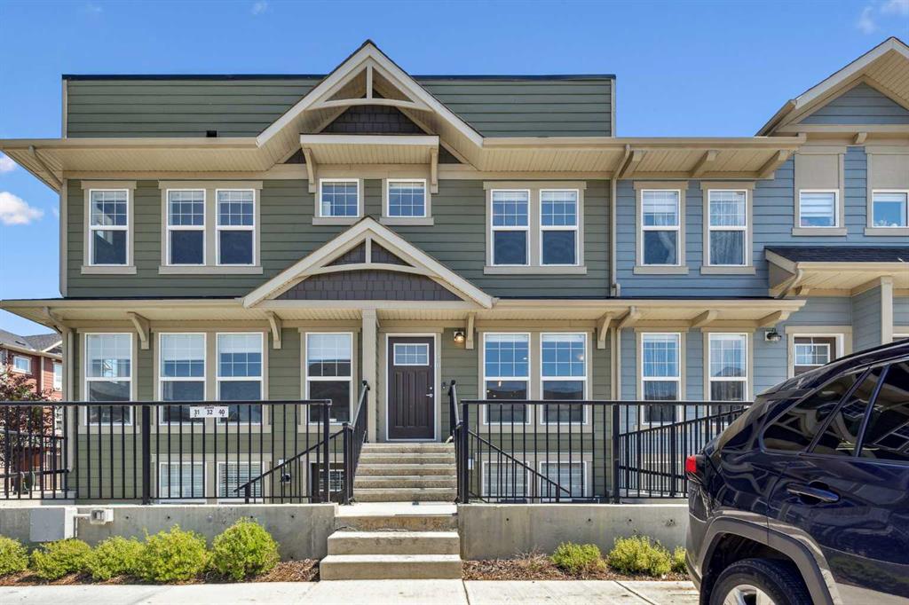 Picture of 170 Cranbrook Square SE, Calgary Real Estate Listing