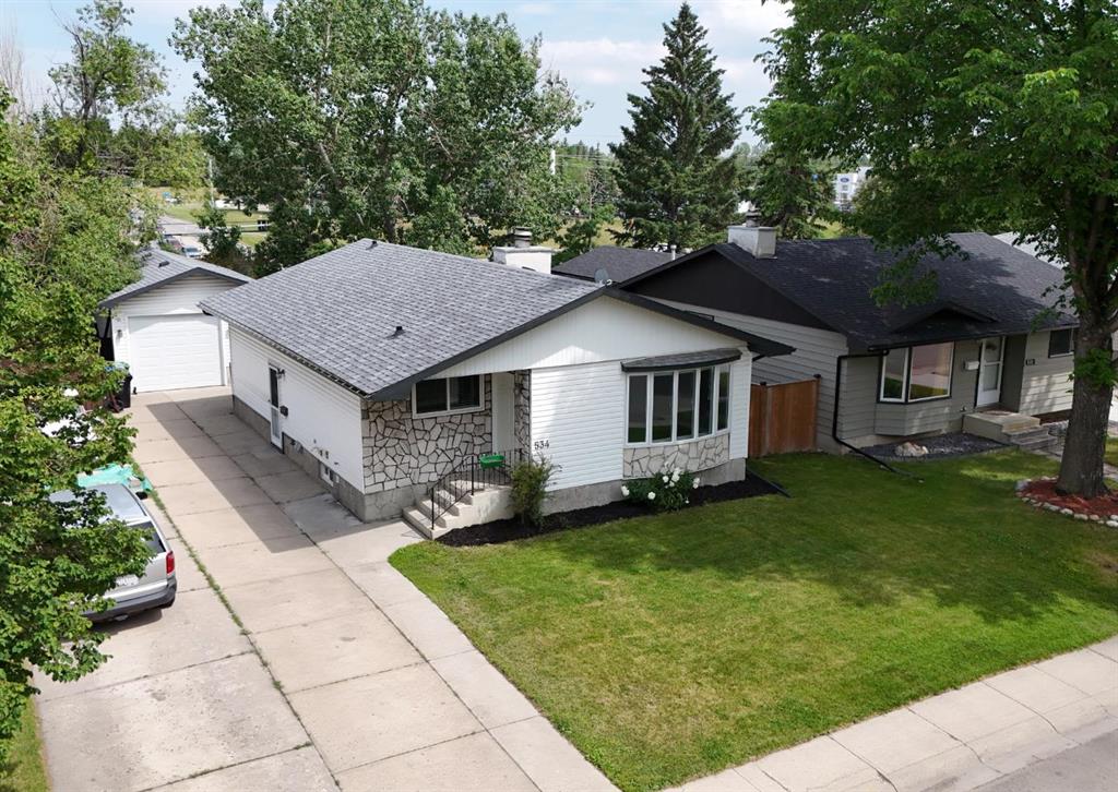 Picture of 534 Cantrell Drive SW, Calgary Real Estate Listing
