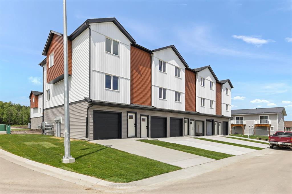 Picture of 14 Park Lane , Didsbury Real Estate Listing