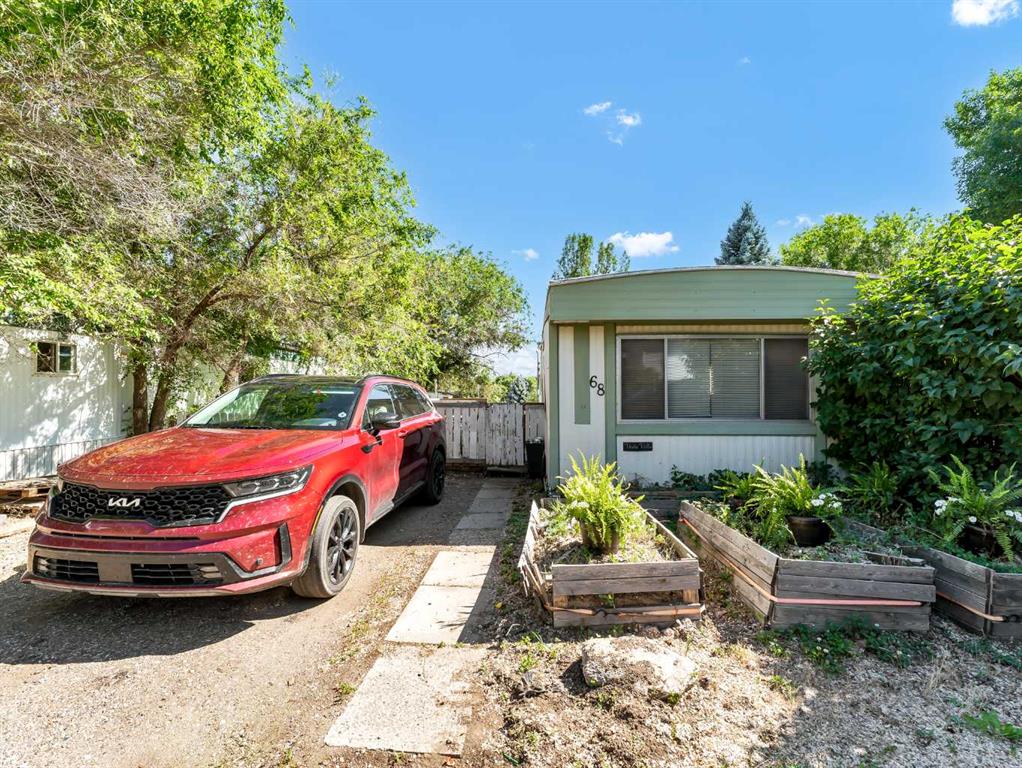 Picture of 68 Cactus Street SW, Medicine Hat Real Estate Listing