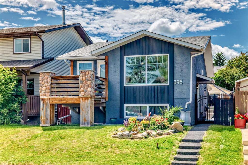 Picture of 395 Shawcliffe Circle SW, Calgary Real Estate Listing