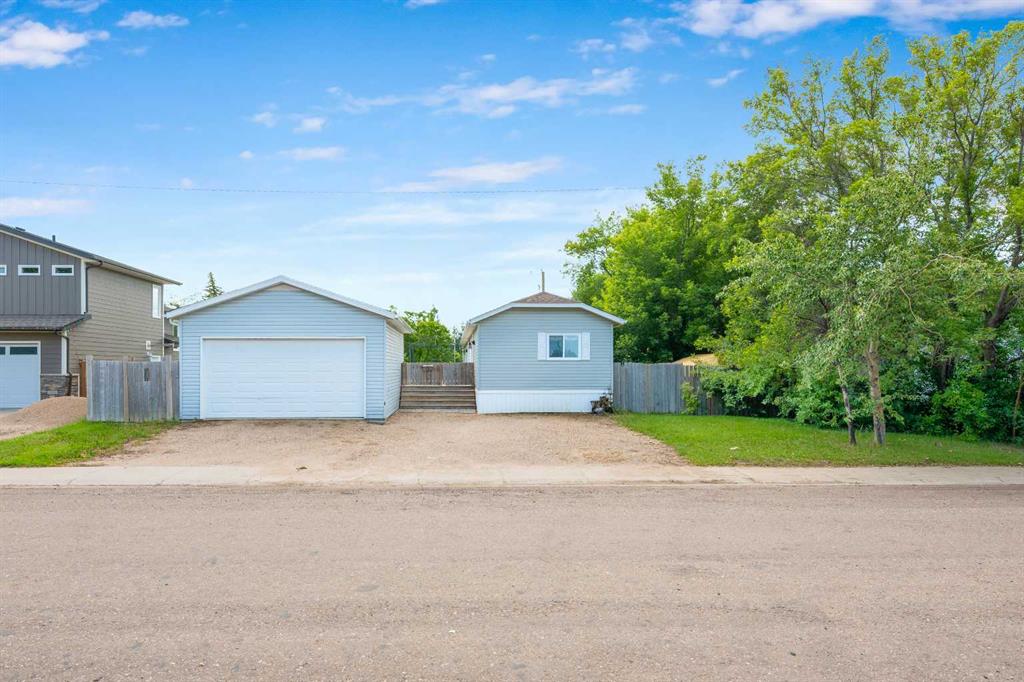 Picture of 513 Birch Drive , Maidstone Real Estate Listing