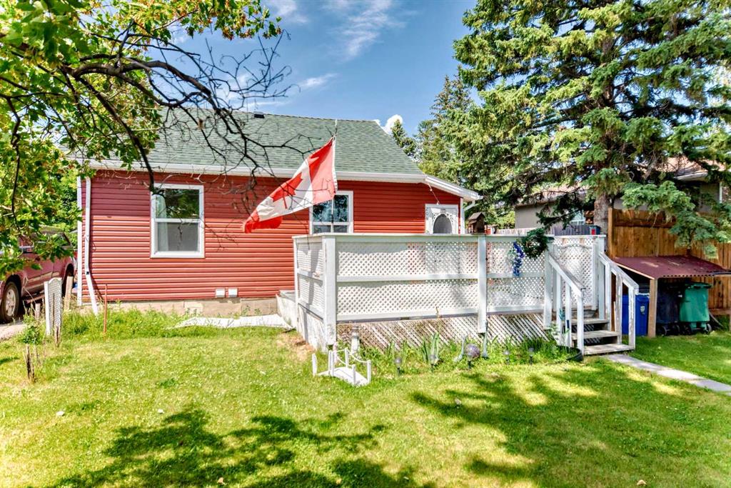 Picture of 204 Sunset Boulevard NW, Diamond Valley Real Estate Listing