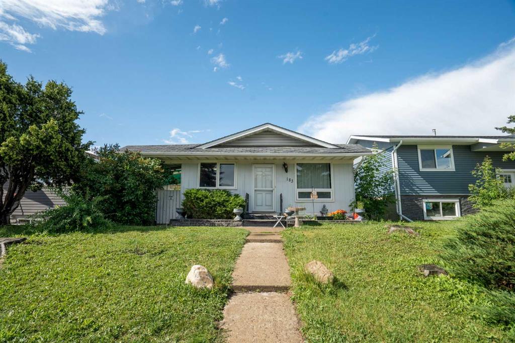 Picture of 183 Dovely Crescent SE, Calgary Real Estate Listing