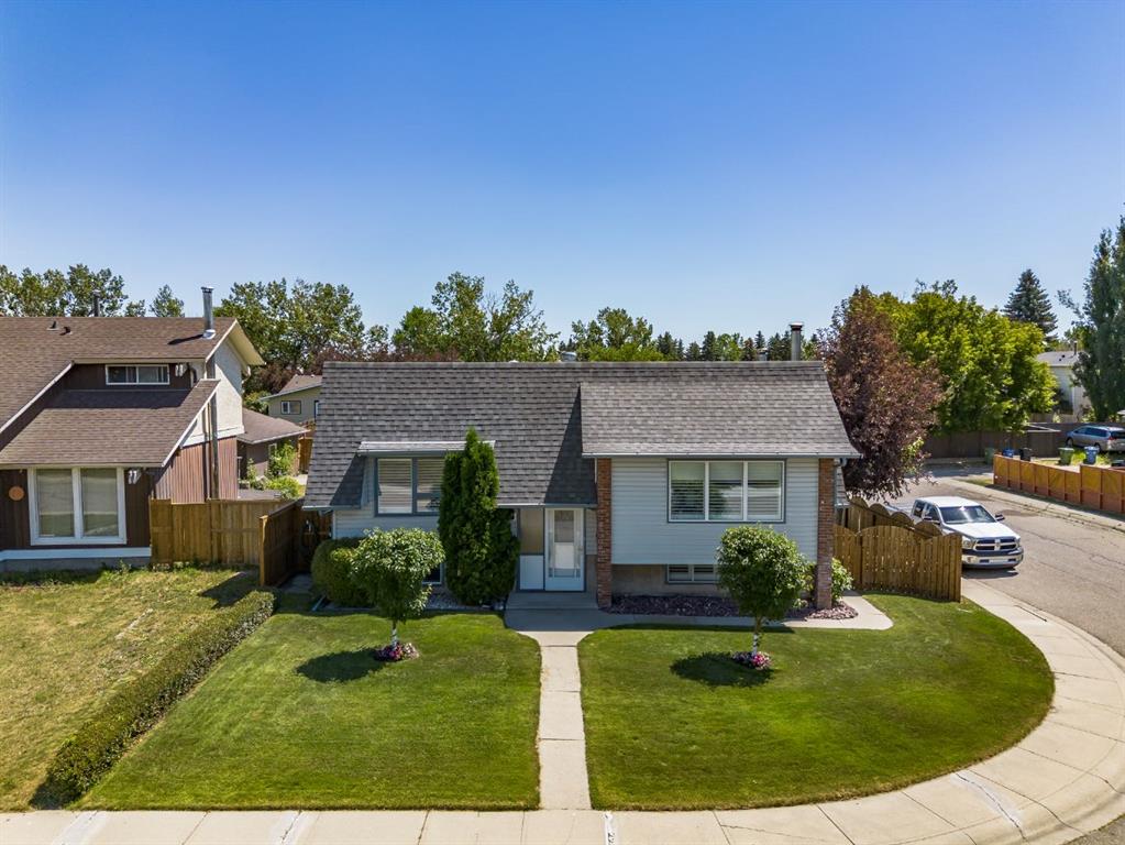 Picture of 406 queensland Place SE, Calgary Real Estate Listing