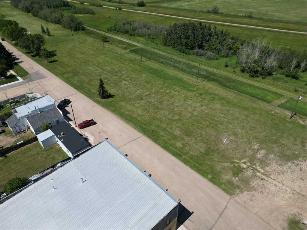 Picture of 5008 50 Avenue , Botha Real Estate Listing
