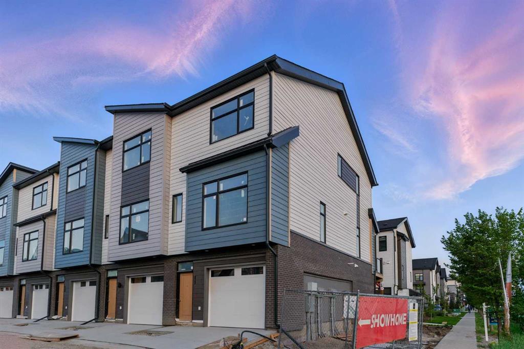 Picture of 11, 903 Mahogany Boulevard SE, Calgary Real Estate Listing