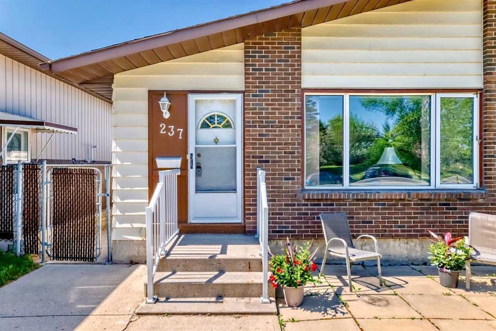 Picture of 237 Queensland Place SE, Calgary Real Estate Listing