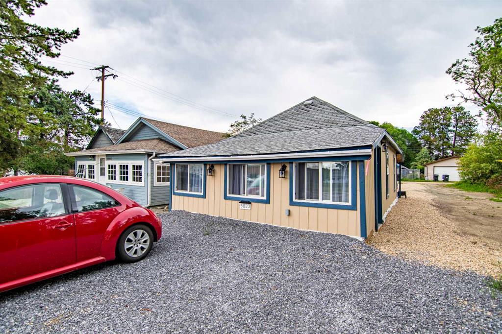 Picture of 5023 44 Street , Sylvan Lake Real Estate Listing