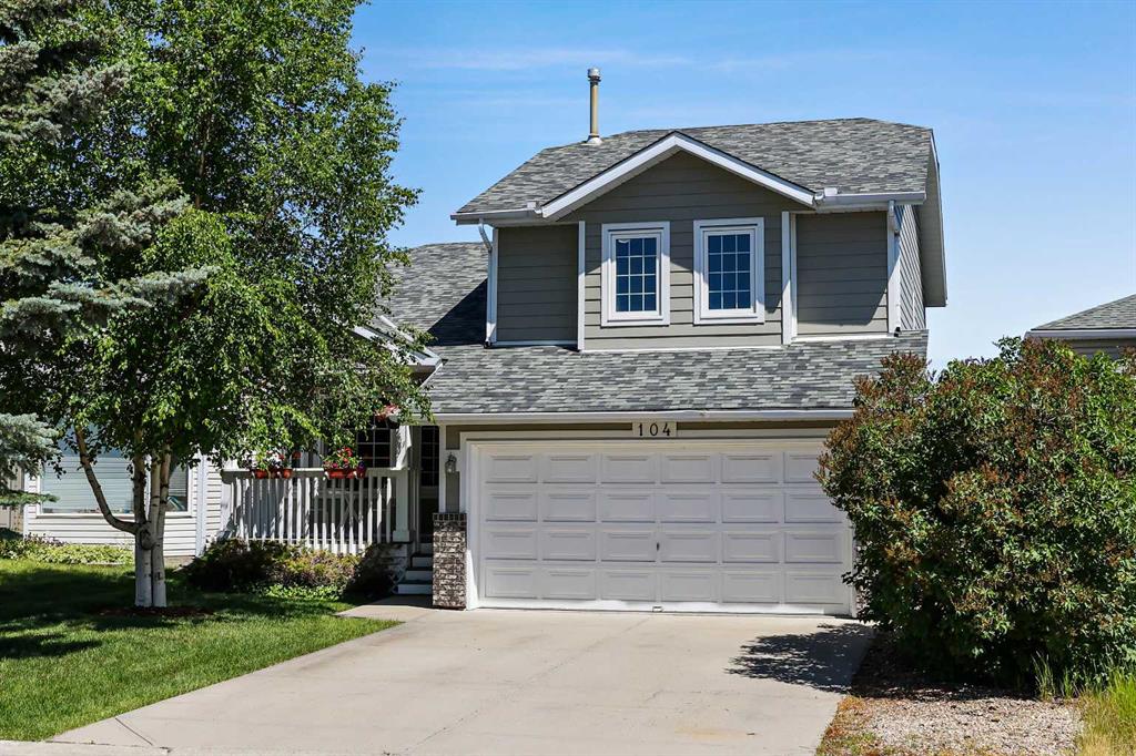 Picture of 104 Hawkmount Close NW, Calgary Real Estate Listing