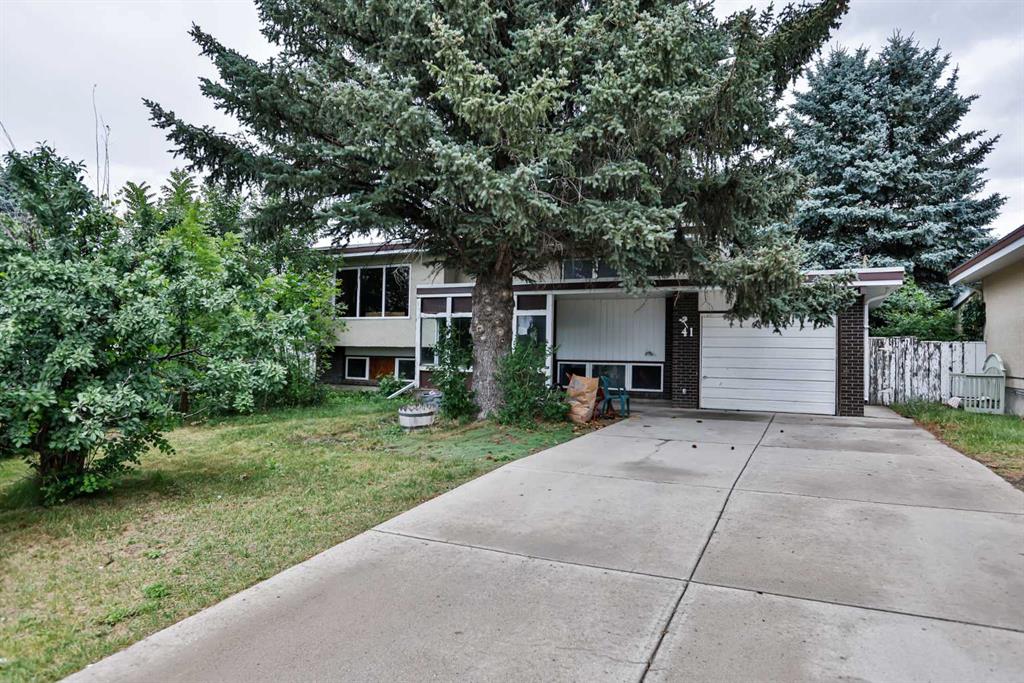 Picture of 41 Hawthorne Place N, Lethbridge Real Estate Listing