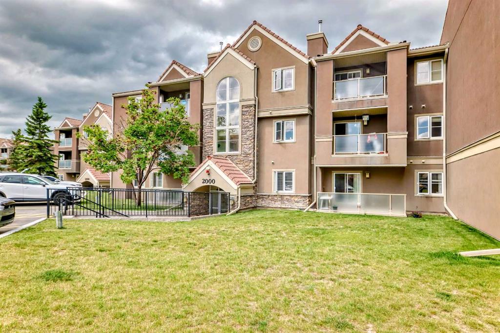 Picture of 33, 2033 Edenwold Heights NW, Calgary Real Estate Listing
