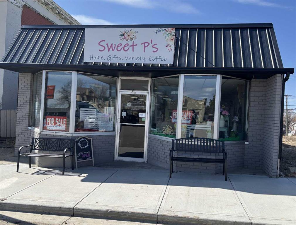 Picture of 305 Main Street , Trochu Real Estate Listing