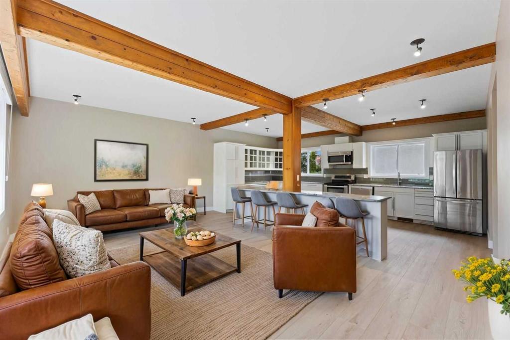 Picture of 20 Gissing Drive SW, Calgary Real Estate Listing