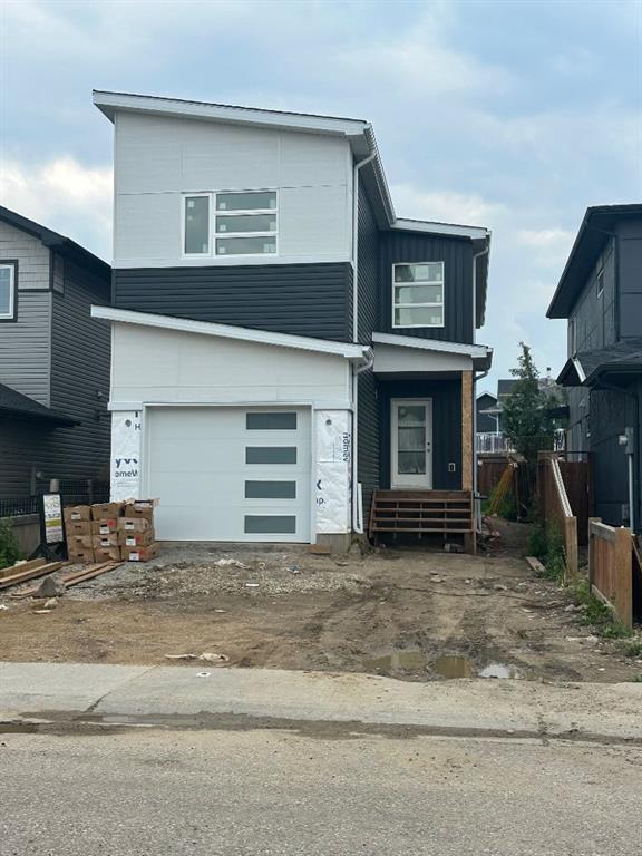 Picture of 160 Athabasca Crescent , Fort McMurray Real Estate Listing