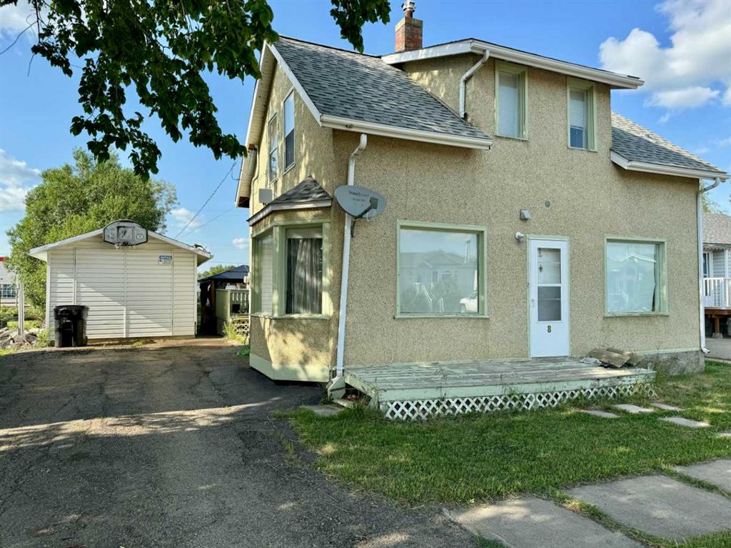 Picture of 008 3rd Avenue S.E.  , Falher Real Estate Listing