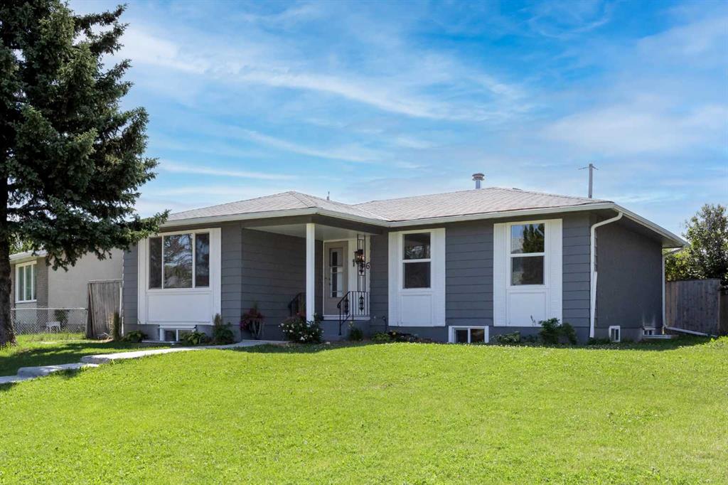 Picture of 1456 Pensacola Way SE, Calgary Real Estate Listing