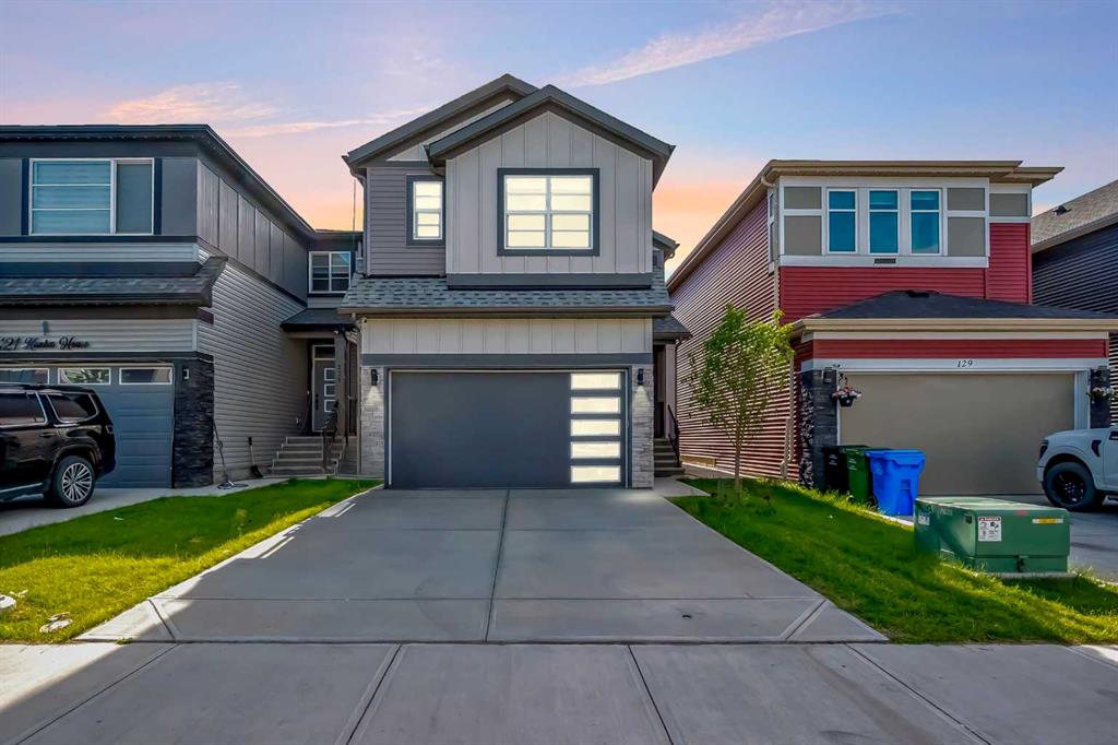 Picture of 125 Savanna Passage NE, Calgary Real Estate Listing