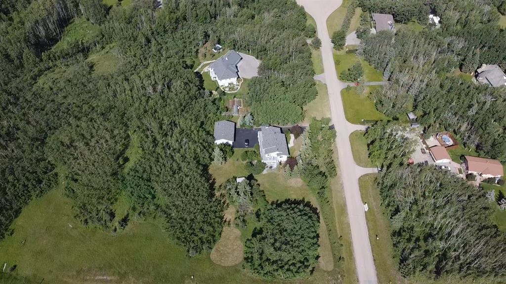 Picture of 31 Biggar Heights Bay , Rural Rocky View County Real Estate Listing