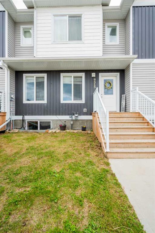 Picture of C, 9515 112 Avenue , Clairmont Real Estate Listing