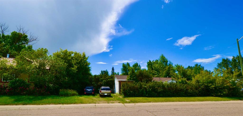 Picture of 323 3 Street , Irricana Real Estate Listing
