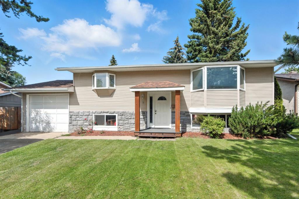 Picture of 8 Mckinnon Crescent , Red Deer Real Estate Listing