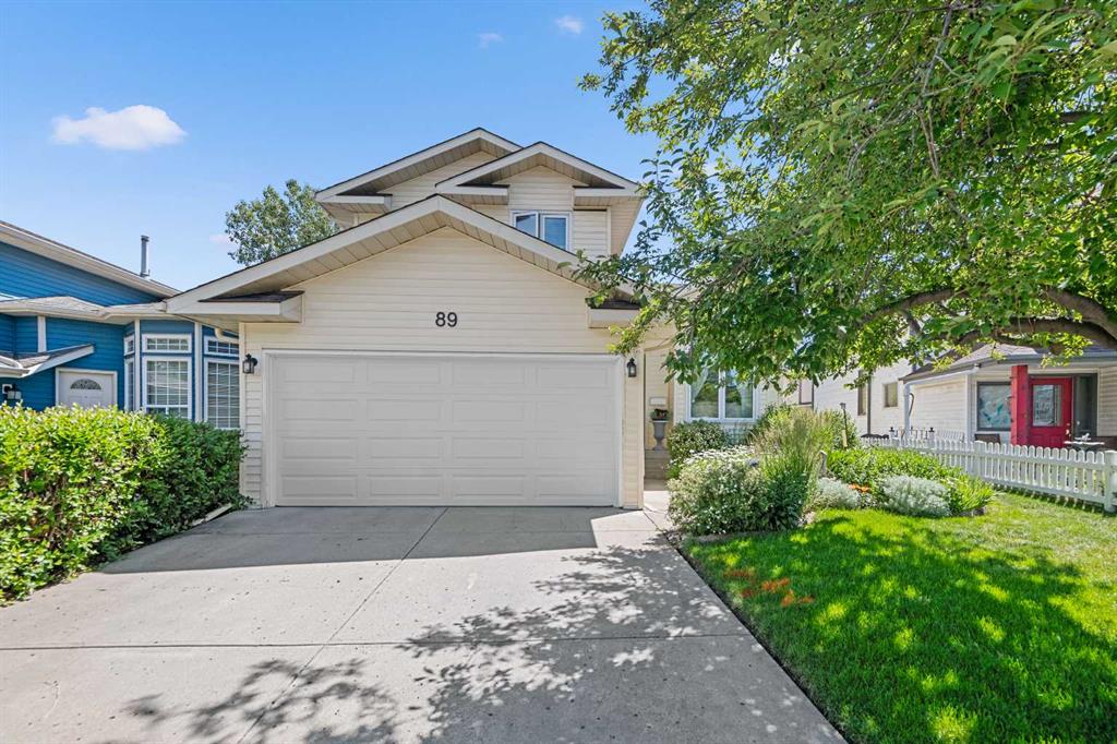 Picture of 89 Riverglen Close SE, Calgary Real Estate Listing