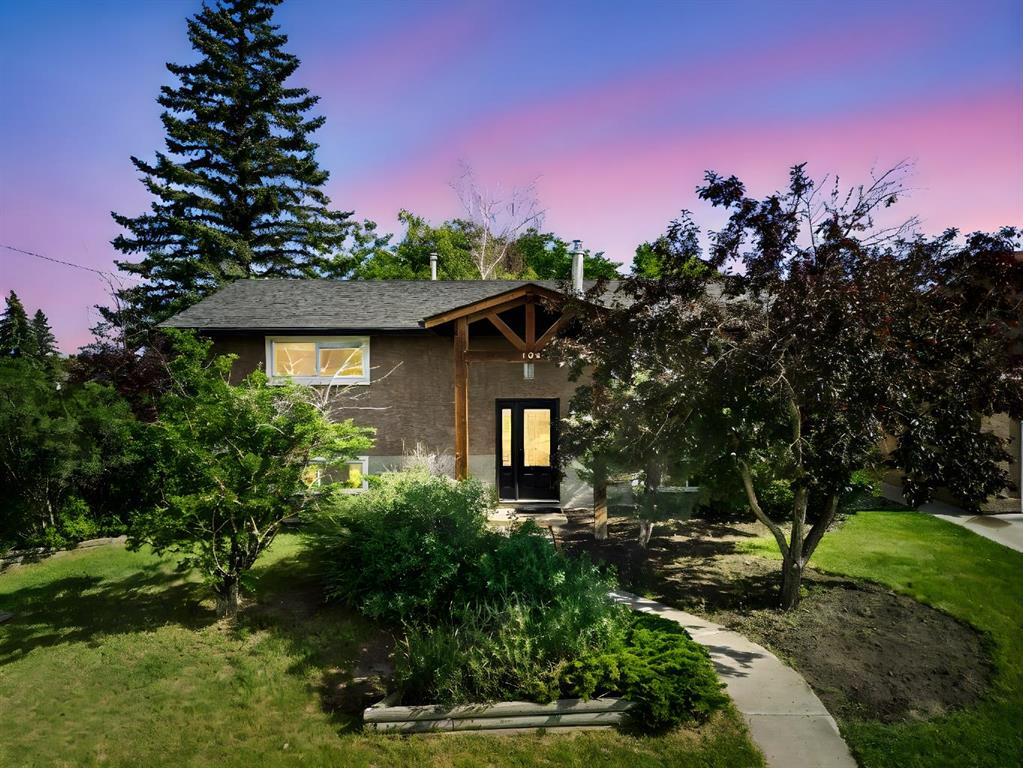 Picture of 108 Jensen Drive NE, Airdrie Real Estate Listing