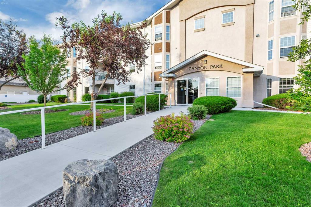 Picture of 102, 3501 49 Avenue , Red Deer Real Estate Listing