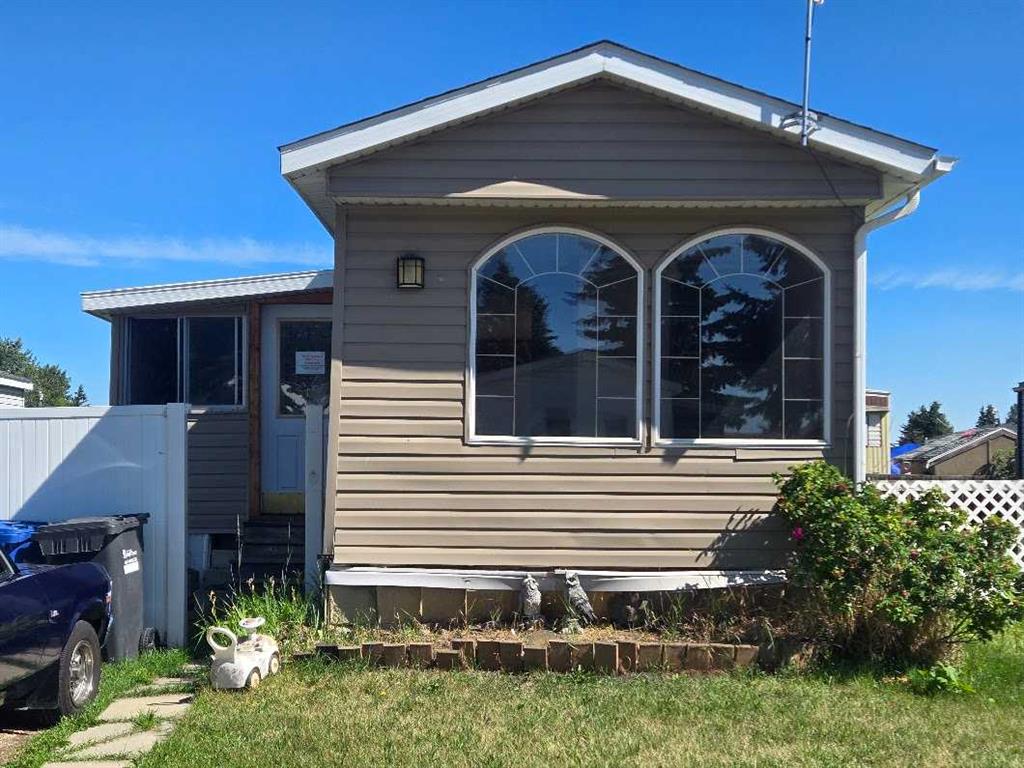 Picture of 32, 5344 76 Street , Red Deer Real Estate Listing