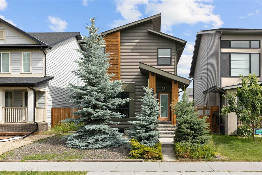 Picture of 152 copperstone Drive SE, Calgary Real Estate Listing