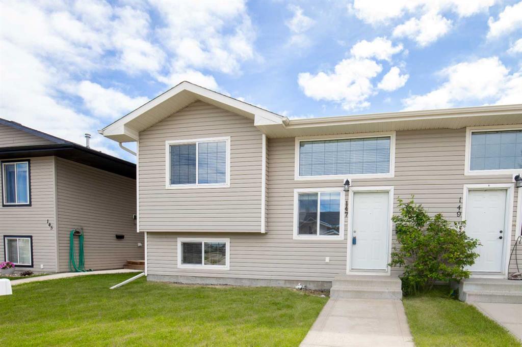 Picture of 147 Lyons Close , Red Deer Real Estate Listing