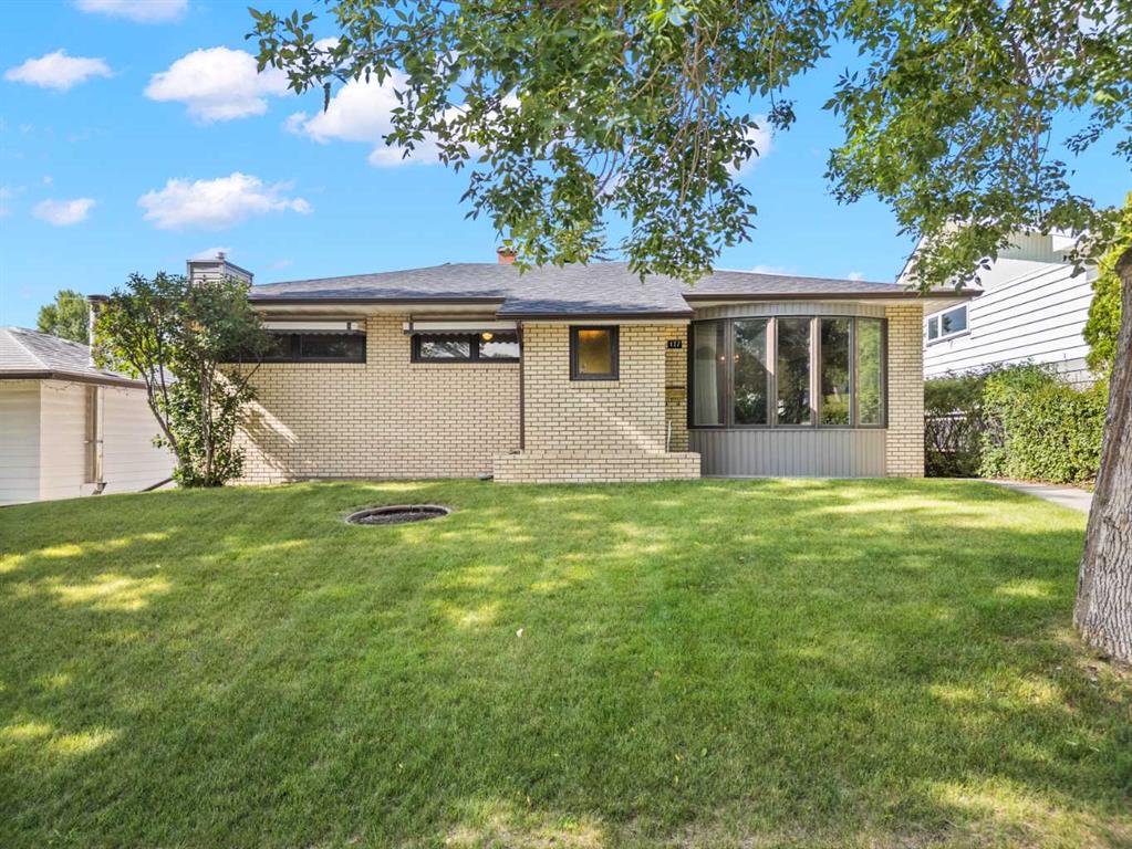 Picture of 127 Fawn Crescent SE, Calgary Real Estate Listing
