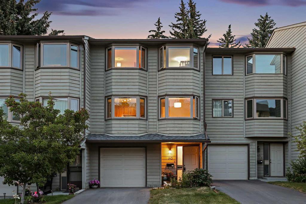 Picture of 143 Glamis Terrace SW, Calgary Real Estate Listing