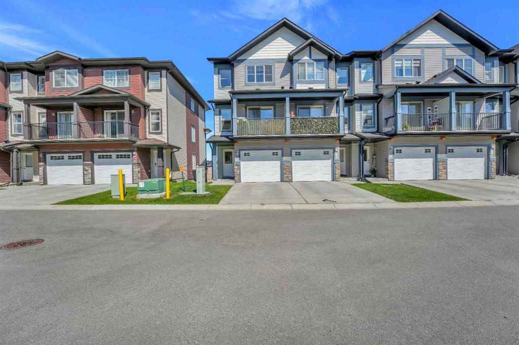 Picture of 130 Sage Hill Grove NW, Calgary Real Estate Listing