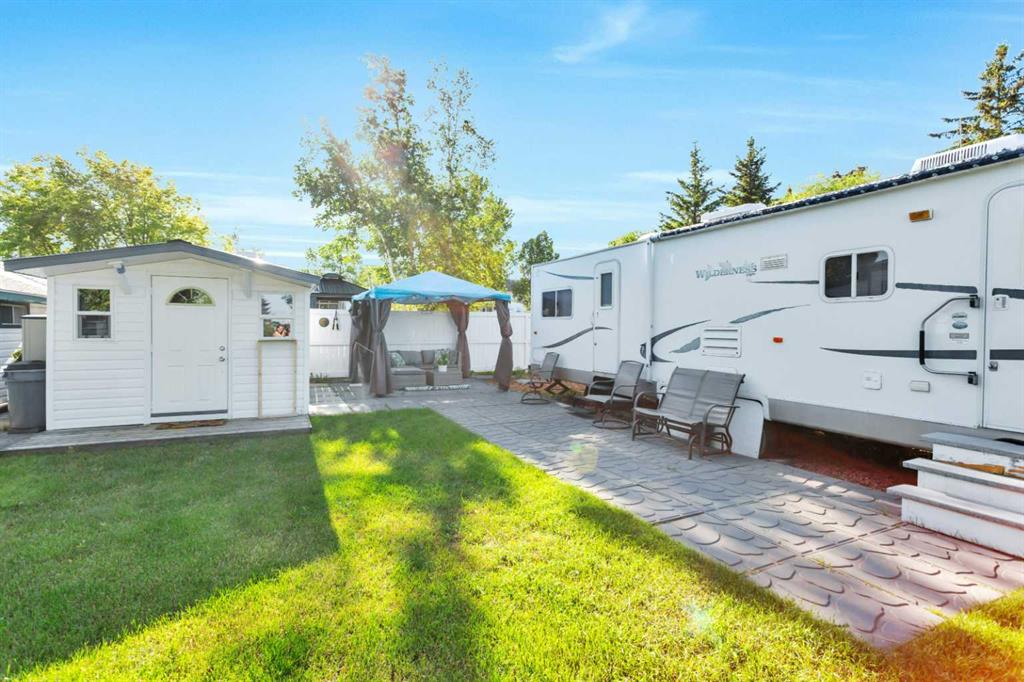 Picture of 46 Points West Resort  , Sylvan Lake Real Estate Listing