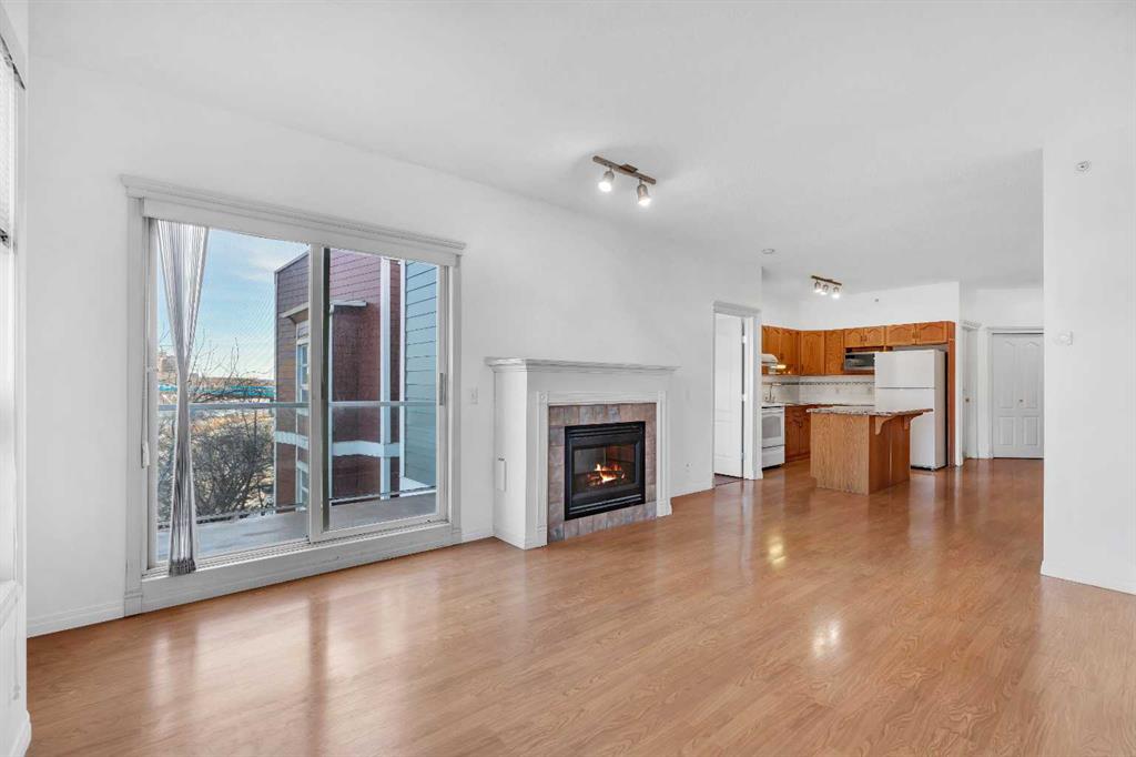 Picture of 453, 333 Riverfront Avenue SE, Calgary Real Estate Listing