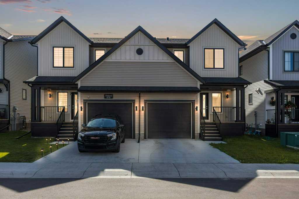 Picture of 672 South Point Heath SW, Airdrie Real Estate Listing