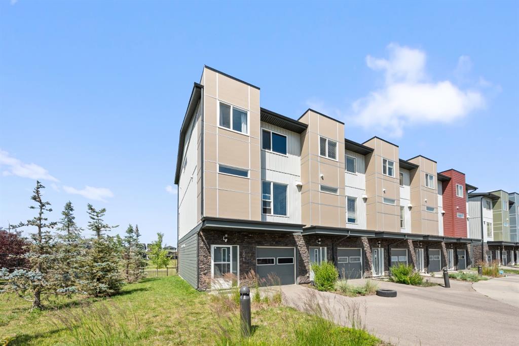 Picture of 301, 70 Saddlestone Drive NE, Calgary Real Estate Listing