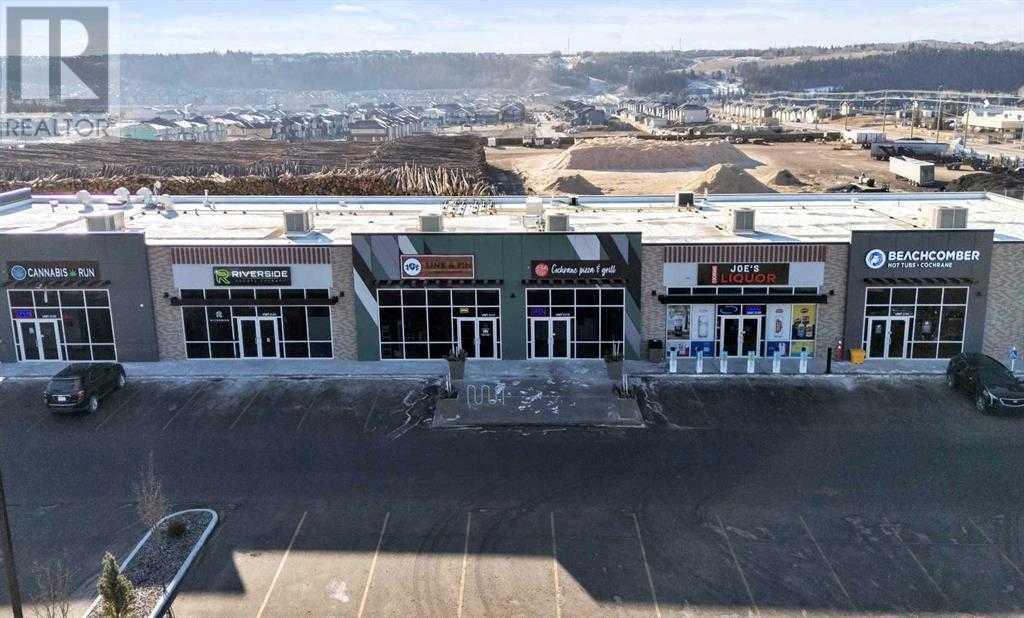 Picture of 239 Griffin Road E, Cochrane Real Estate Listing