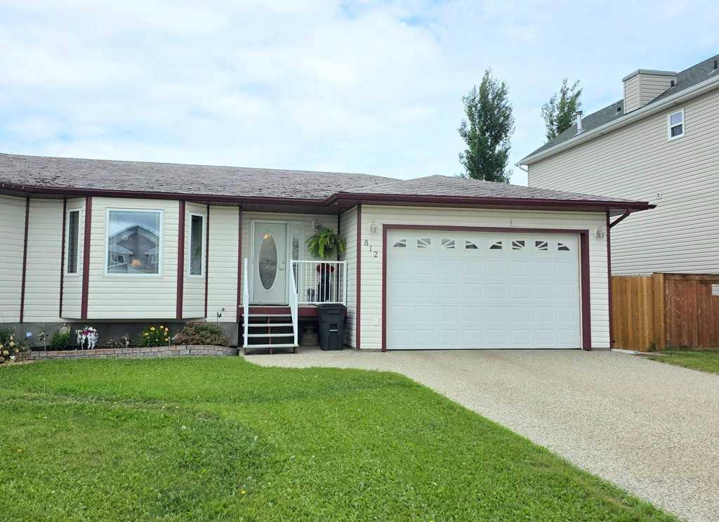 Picture of 812 10 Avenue SW, Slave Lake Real Estate Listing