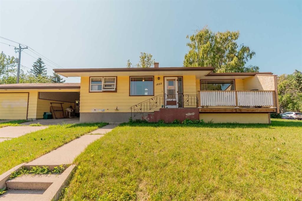 Picture of 1802 11 Avenue N, Lethbridge Real Estate Listing