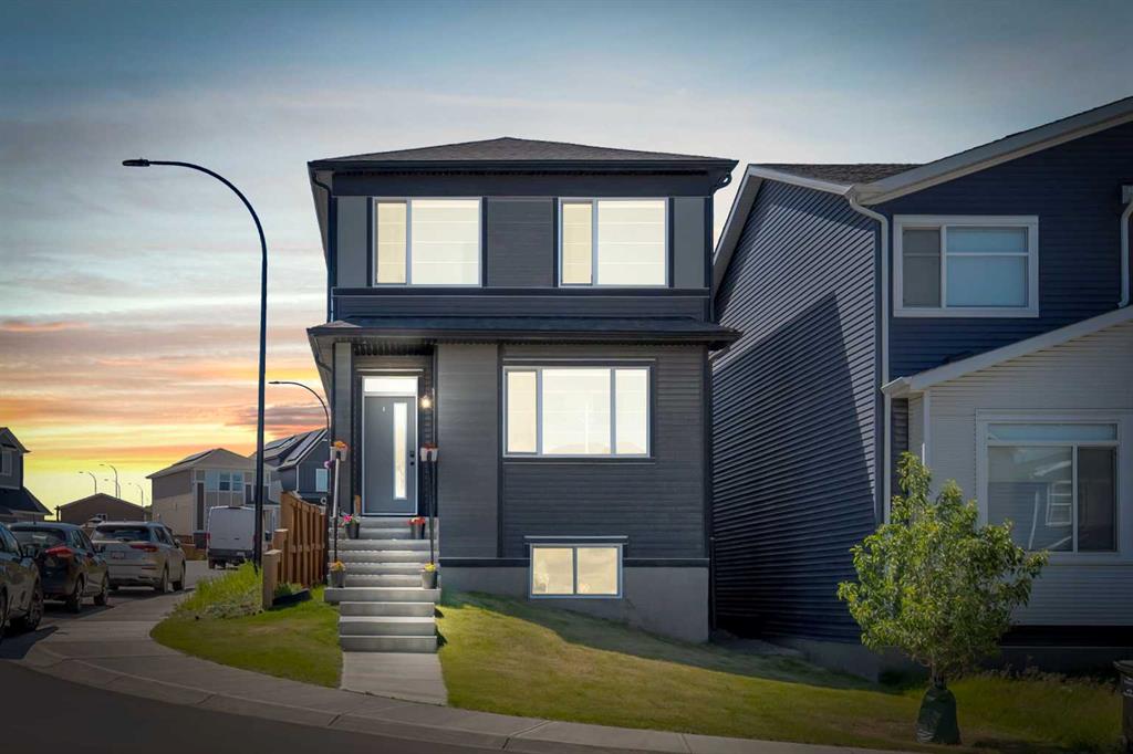 Picture of 123 Aquila Way NW, Calgary Real Estate Listing