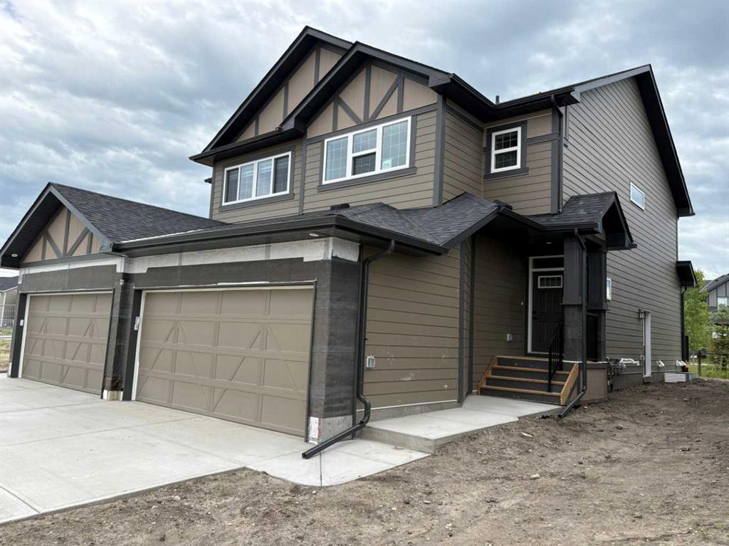Picture of 264 Legacy Glen Parade SE, Calgary Real Estate Listing