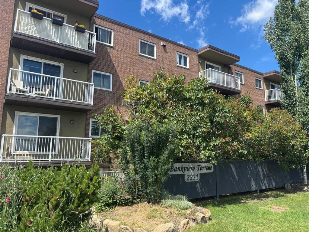 Picture of 204, 2221 14 Street SW, Calgary Real Estate Listing