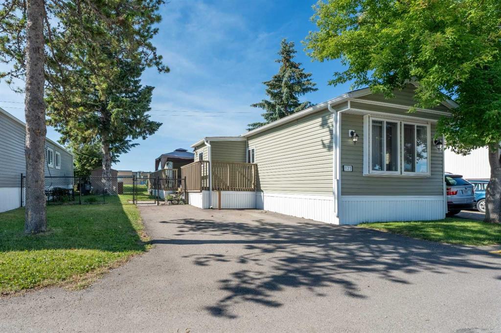 Picture of 123 Sunset Way NE, High River Real Estate Listing