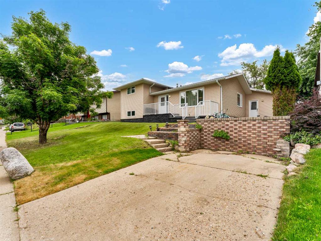 Picture of 345 11 Street NE, Medicine Hat Real Estate Listing