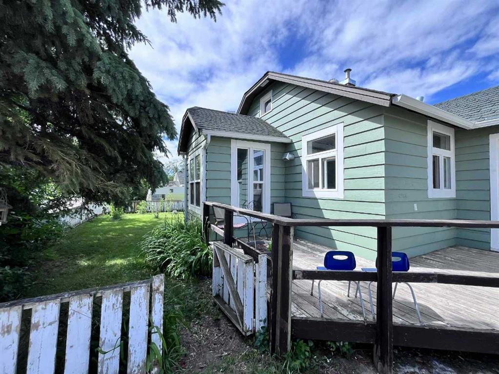 Picture of 5305 Norfolk Avenue , Coronation Real Estate Listing